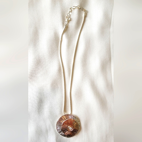 PEI sand dollar artisan necklace - Picture 1 of 2